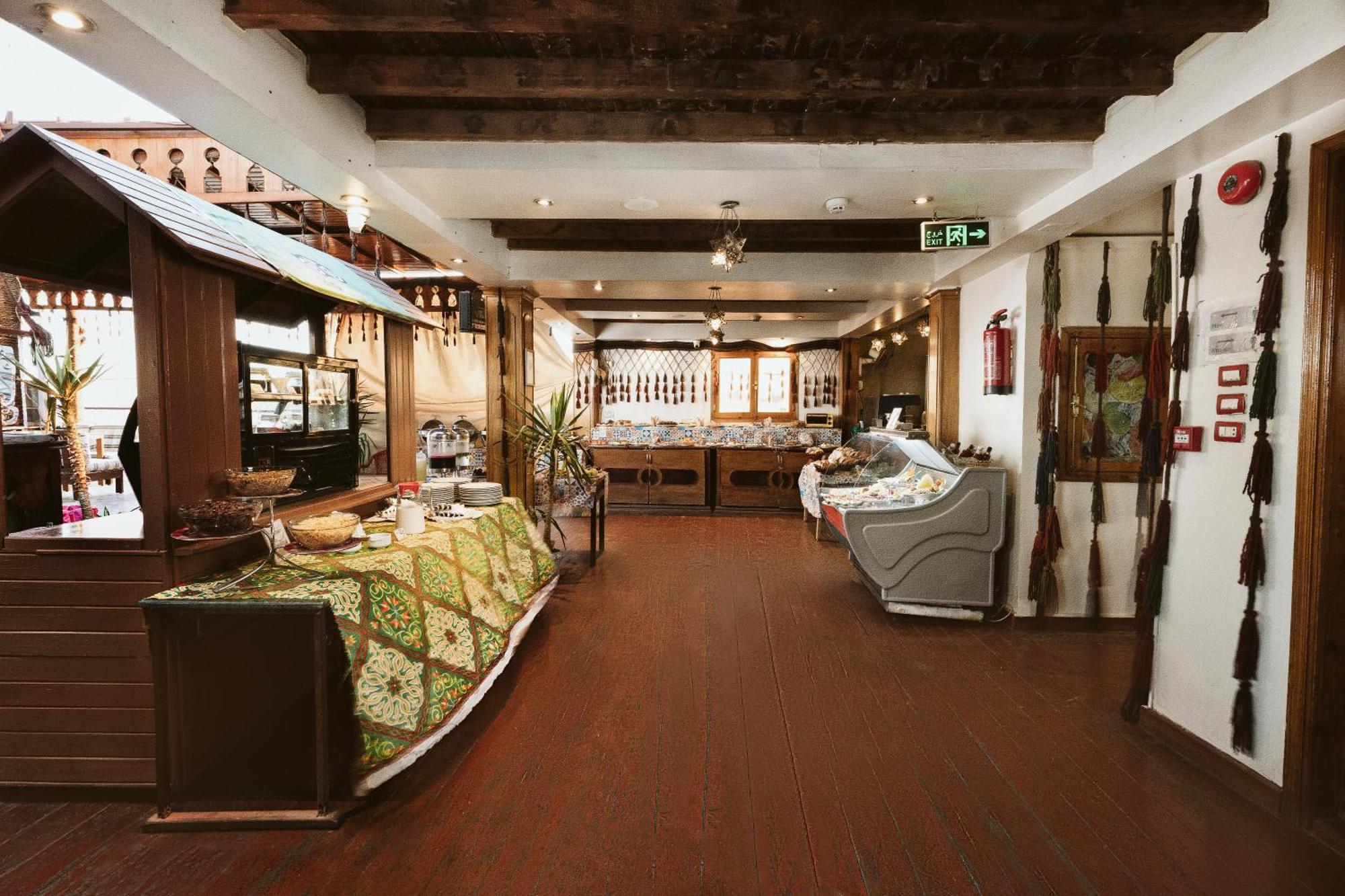 Nefertiti Hotel