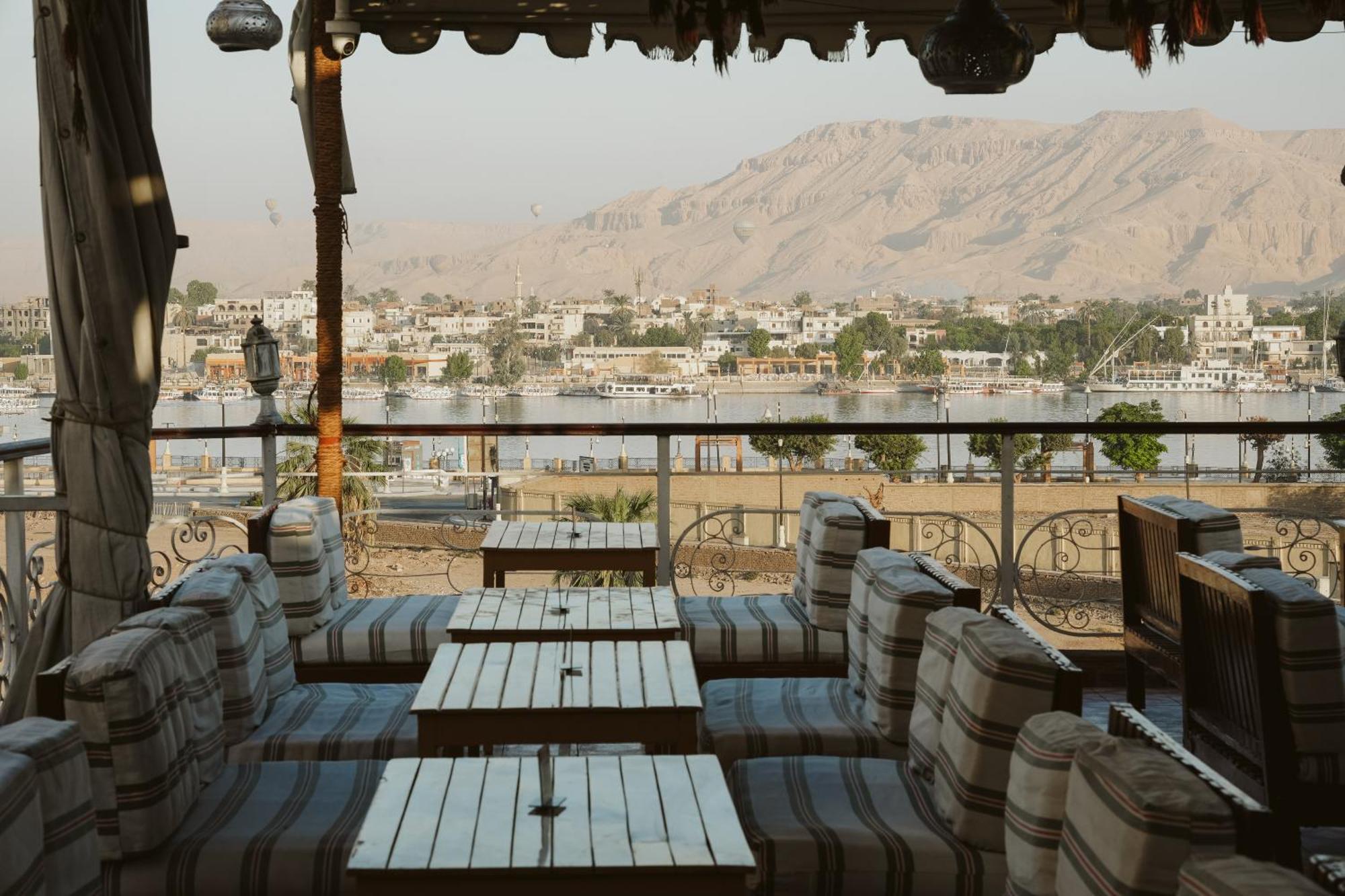 Otel Nefertiti 3*